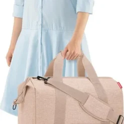 Aanbiedingen ???? Reisenthel Allrounder L Reistas Sporttas - 30L - Twist Coffee Beige ✔️ -New Rebels shop 324x840
