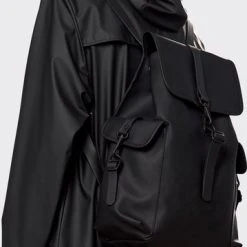 Gloednieuw ???? Rains Cargo Rugzak 13 Liter - Zwart ???? -New Rebels shop 359x840 2