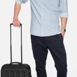 Beste deal ???? Eastpak - Tranzshell S - ???? Handbagagekoffer - 32 Liter - Black ???? -New Rebels shop 441x840