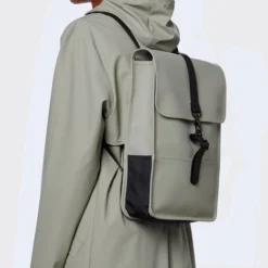 Coupon ⭐ Rains Mini Rugzak 9 Liter - Tonal Fossil ???? -New Rebels shop 469x840 2