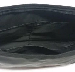 Coupon ⭐ Rojafit - Luxe Toilettas - Glanzend Zwart - Groot -afmeting 30 X 7 X 19 Cm. ⌛ -New Rebels shop 550x237