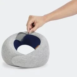 Aanbiedingen ???? Ostrichpillow Ostrich Pillow Go Nekkussen – Memory Foam – Traagschuim – Met Klittenband - Navy ✔️ -New Rebels shop 550x366 30