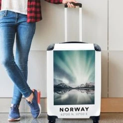 Flash-uitverkoop ???? MuchoWow Koffer - Noorwegen - Noorderlicht - Bergen - Past Binnen 55x40x20 Cm En 55x35x25 Cm - ???? Handbagage - Trolley - Fotokoffer ⌛ -New Rebels shop 550x366 47