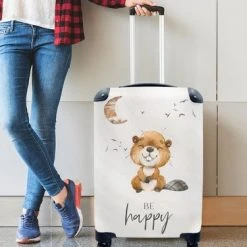 Kopen ???? MuchoWow® Koffer - Quotes - Be Happy - Spreuken - Kinderen - Jongens - Meisjes - Kind - Past Binnen 55x40x20 Cm En 55x35x25 Cm - ???? Handbagage - Trolley - Fotokoffer - Cabin Size - Print ???? -New Rebels shop 550x366 79