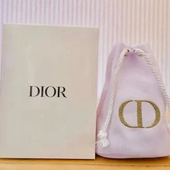 Beste Verkoop ⌛ Dior Beauty CD Makeup Pouch ✨ 7 Beste Verkoop ⌛ Dior Beauty CD Makeup Pouch ✨ -New Rebels shop 550x459 5