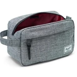 Kopen ✔️ Herschel Chapter - Raven Crosshatch / Handige Toilettas Met 5L Opbergvolume, Waterdichte Rits & Handig Opbergvak Binnenin - Toiletzak/make-up Zak / Met Levenslange Fabrieksgarantie / Limited Lifetime Warranty / Grijs ???? -New Rebels shop 550x459 6