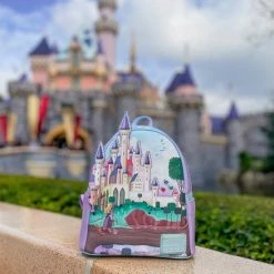 Beste Verkoop ⭐ Disney Loungefly Rugtas Sleeping Beauty Castle ???? -New Rebels shop 550x550 515