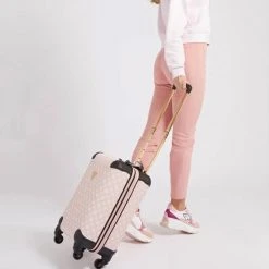 Aanbiedingen ???? Guess ???? Handbagage Koffer / Trolley / Reiskoffer - 45.5 Cm - 25 Liter - Wilder - Roze ???? -New Rebels shop 550x550 753