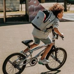 Beste recensies van ???? Pick & Pack Shark Shape ???? Backpack M / Grey ???? -New Rebels shop 550x550 900