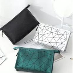 Nieuw ???? Fop En Bij Toilettas Groen Driehoekjes - Cosmetica Organizer - Organiser Reizen - Tas Opberger - Travel Organizer - Make-up Opbergen ???? 15 Nieuw ???? Fop En Bij Toilettas Groen Driehoekjes - Cosmetica Organizer - Organiser Reizen - Tas Opberger - Travel Organizer - Make-up Opbergen ???? -New Rebels shop 550x607