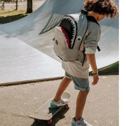 Beste recensies van ???? Pick & Pack Shark Shape ???? Backpack M / Grey ???? -New Rebels shop 550x635 10