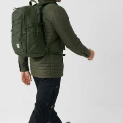 Flash-uitverkoop ???? Fjallraven Fjällräven Rugtas / Rugzak / Laptoptas / Schooltas - Skule 28 - 15 Inch - 28 Liter - Groen ???? -New Rebels shop 550x644