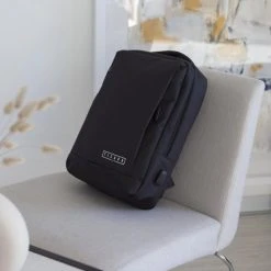 Korting ???? Ticaba Jones - Waterafstotende Laptop Rugzak Inclusief Usb Oplaadstation - 14 T/m 15,6 Inch - Rugtas Voor Dames En Heren - Zwart ❤️ -New Rebels shop 550x657 1