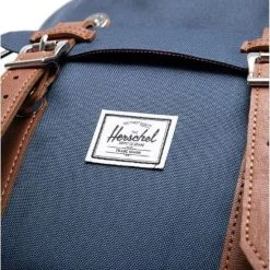Groothandel ???? Herschel Little America - Navy/Tan Synthetic Leather / Ruime Rugzak Met 25L Opbergvolume - 15" Fleece-gevoerd Laptopvak - Magnetische Sluiting / Met Levenslange Fabrieksgarantie / Limited Lifetime Warranty / Blauw ???? -New Rebels shop 550x822 8