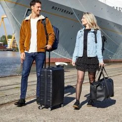 Kopen ???? Enrico Benetti Bridgetown 46193 Sporttas / Weekendtas / Reistas ???? Handbagage - Blauw ✨ 15 Kopen ???? Enrico Benetti Bridgetown 46193 Sporttas / Weekendtas / Reistas ???? Handbagage - Blauw ✨ -New Rebels shop 550x824 12