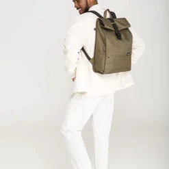 Aanbiedingen ⭐ Bold Banana - Laptoprugzak Roll Top - Green Knight ???? 25 Aanbiedingen ⭐ Bold Banana - Laptoprugzak Roll Top - Green Knight ???? -New Rebels shop 550x825 2